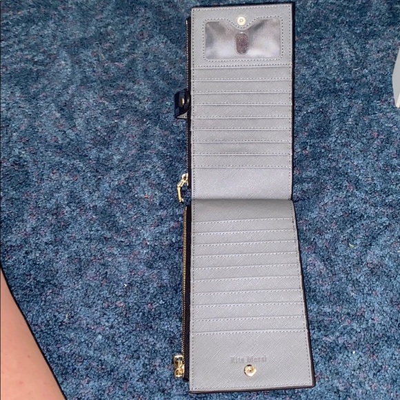 Checker wallet - Picture 2 of 3